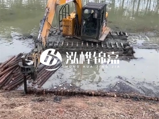河道木材松木樁怎么選？河道工程用什么規(guī)格松木樁？