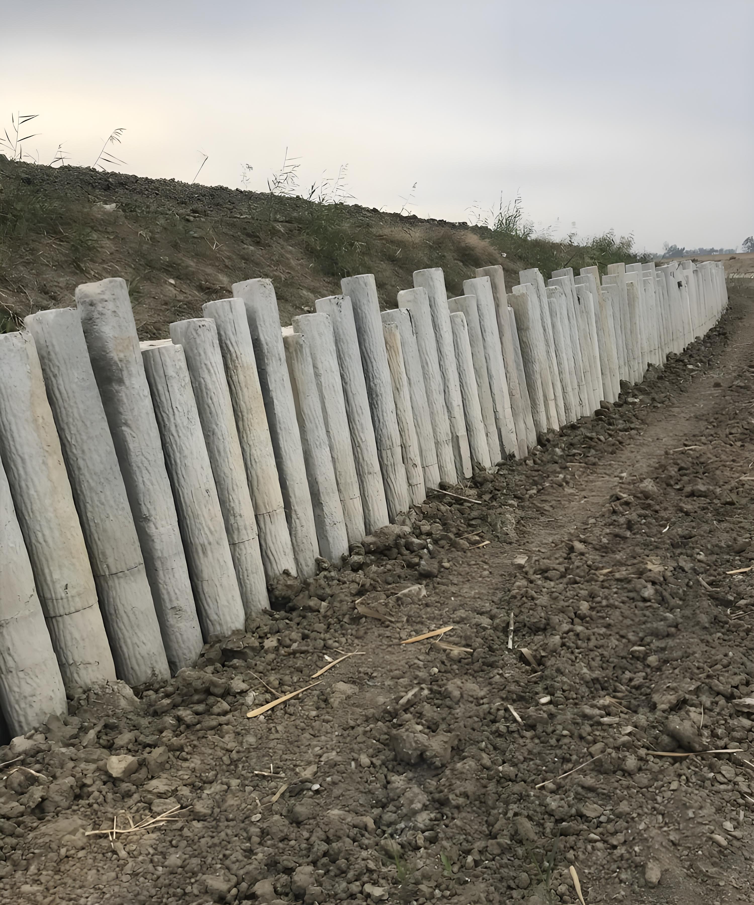 水泥樁批發(fā)廠家泓樺錦嘉-混凝土圓樁施工的配筋要求是什么？